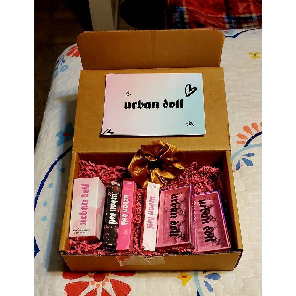 NEW IN BOX URBAN DOLL STARTER LASH SET